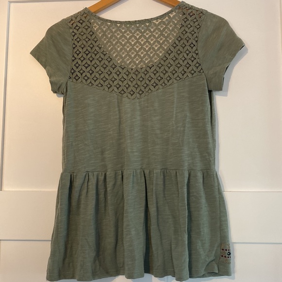 Maurice’s tribal top - Picture 4 of 4